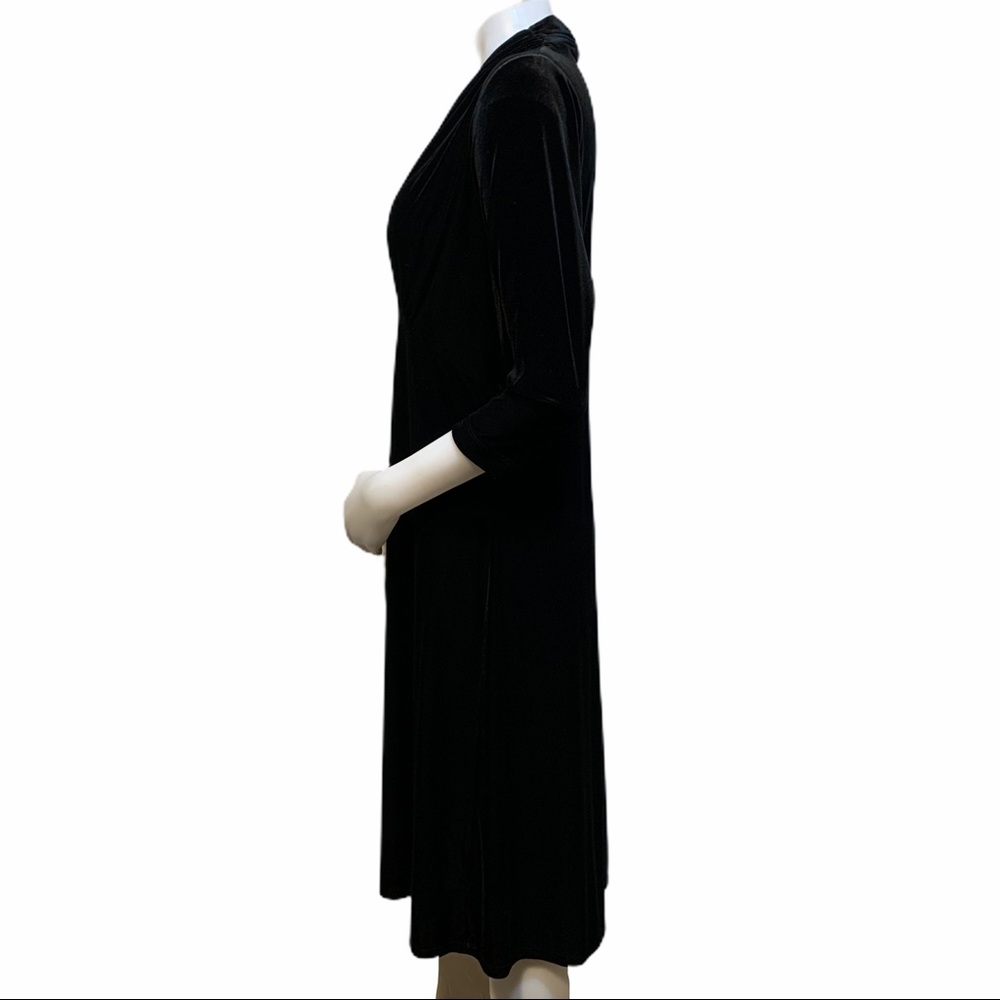 Vintage Stretch Black Velvet Dress - Picture 4 of 12